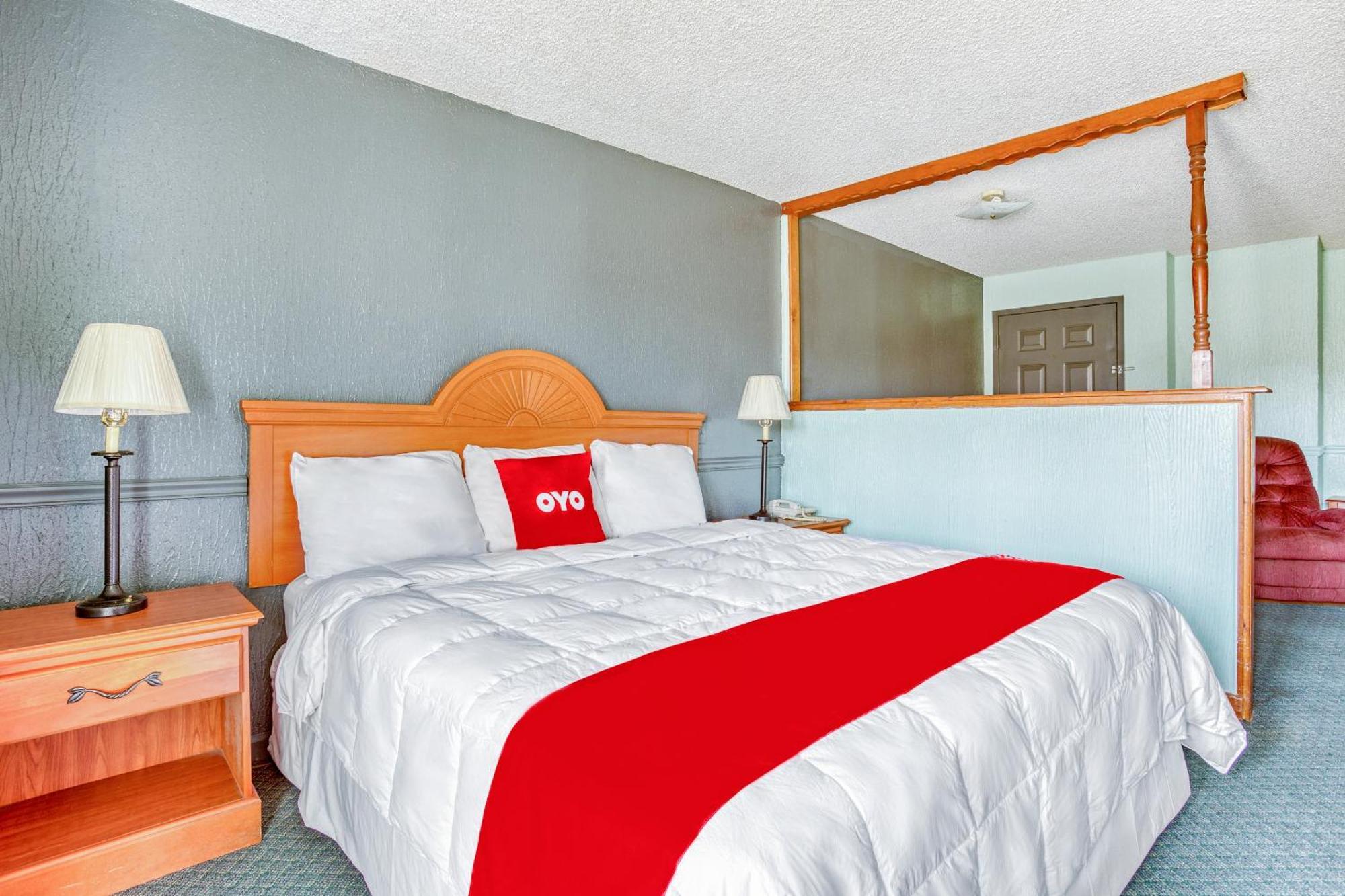 Hotel Oyo Townhouse Tulsa Woodland Hills Extérieur photo