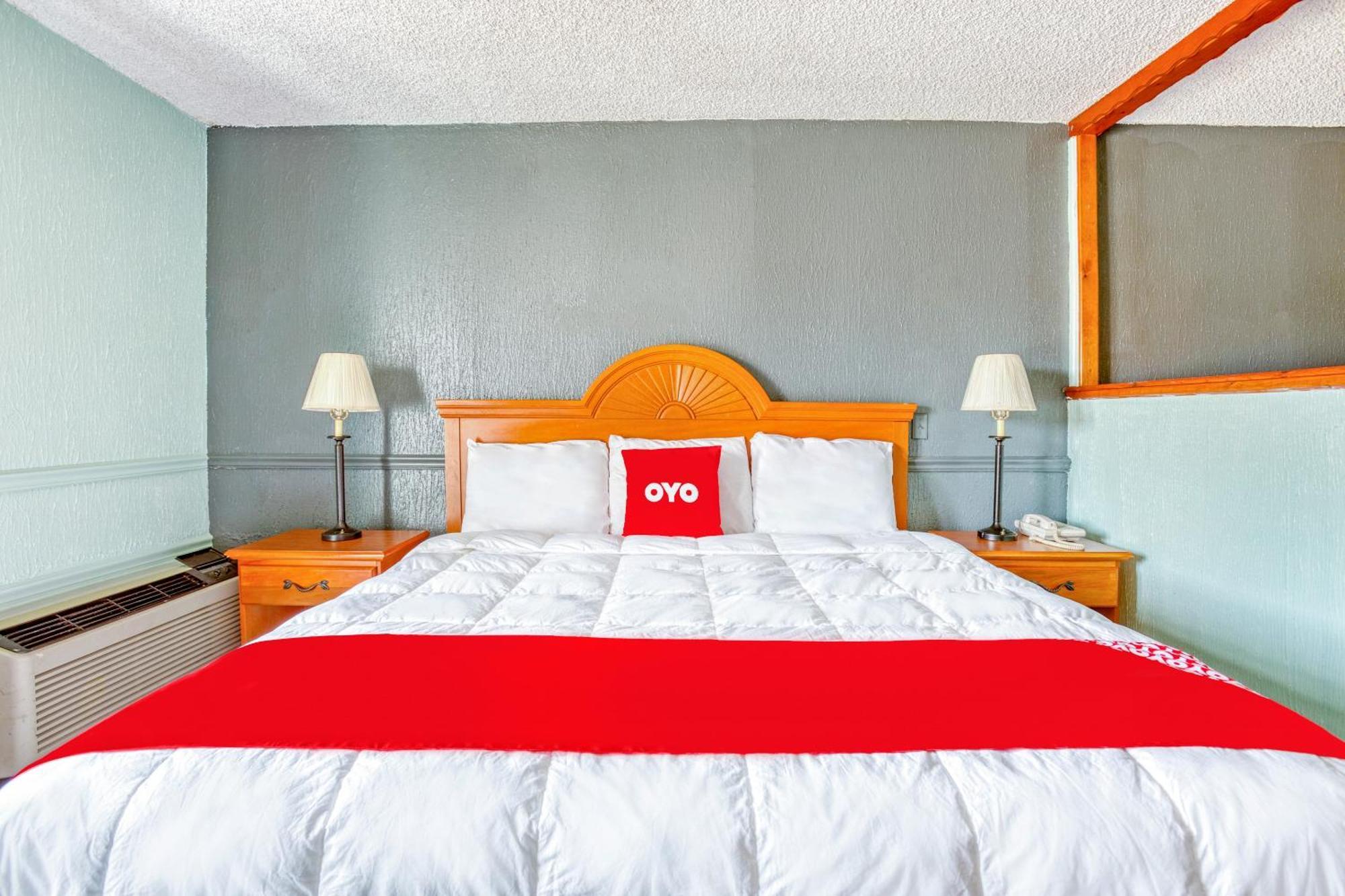 Hotel Oyo Townhouse Tulsa Woodland Hills Extérieur photo